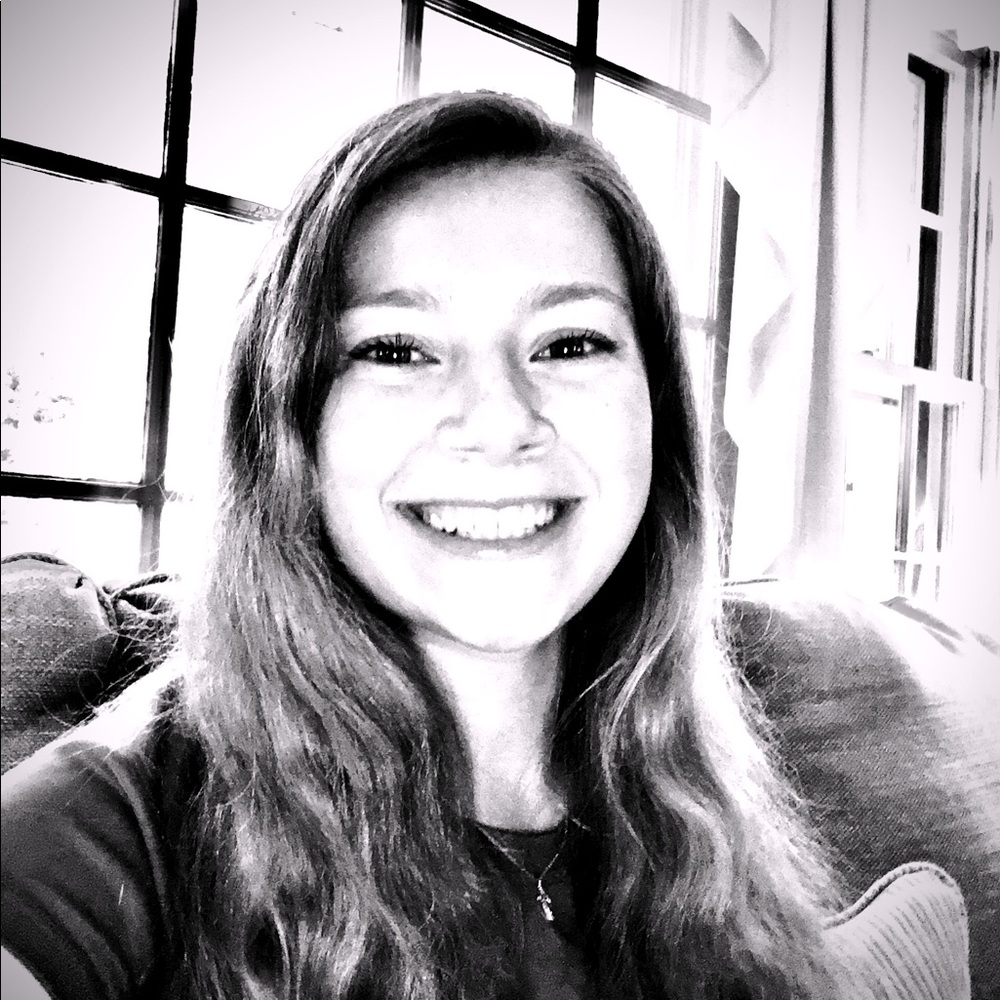 Meet your Posher, Ambria